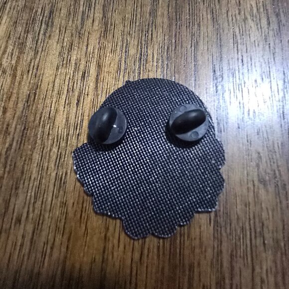 Enamel Pin - "Hawaii Titans" - Collectible Sports/Team Fan Merch, Silver & Blue - Picture 2 of 2